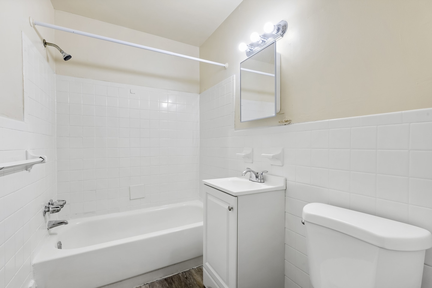 Spencer Place Apartments Image 7