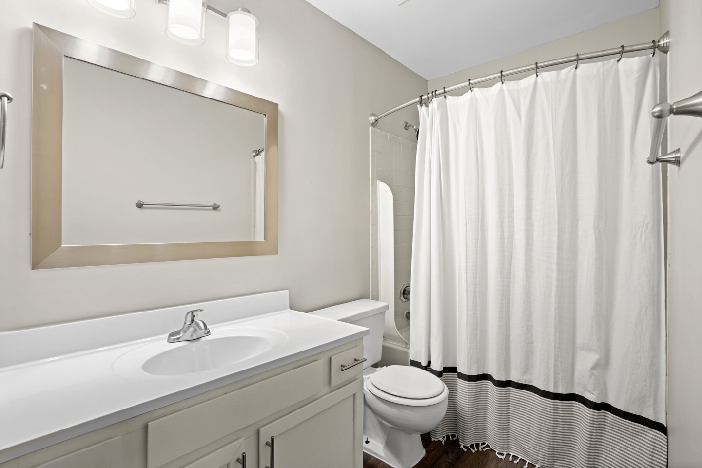 Ellevate North Charleston Image 3
