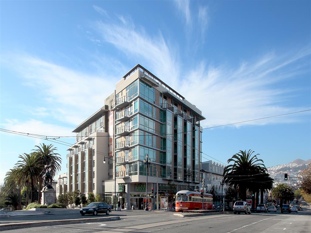 38 Dolores Image 8