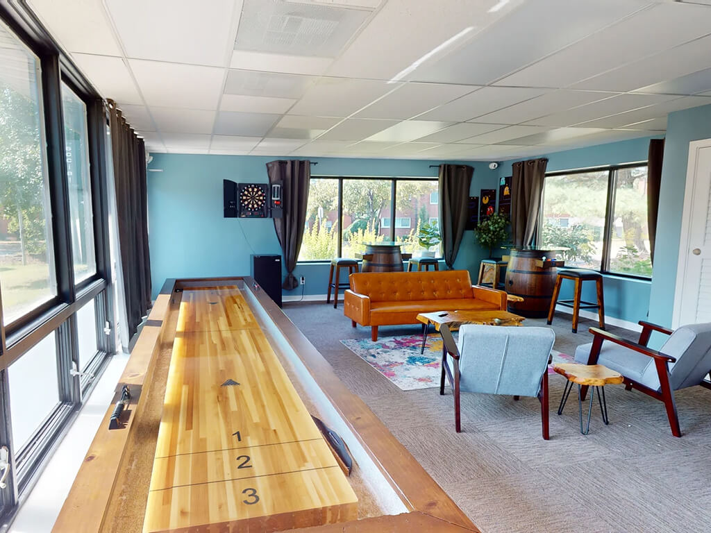 The District Apartment Homes Image 8