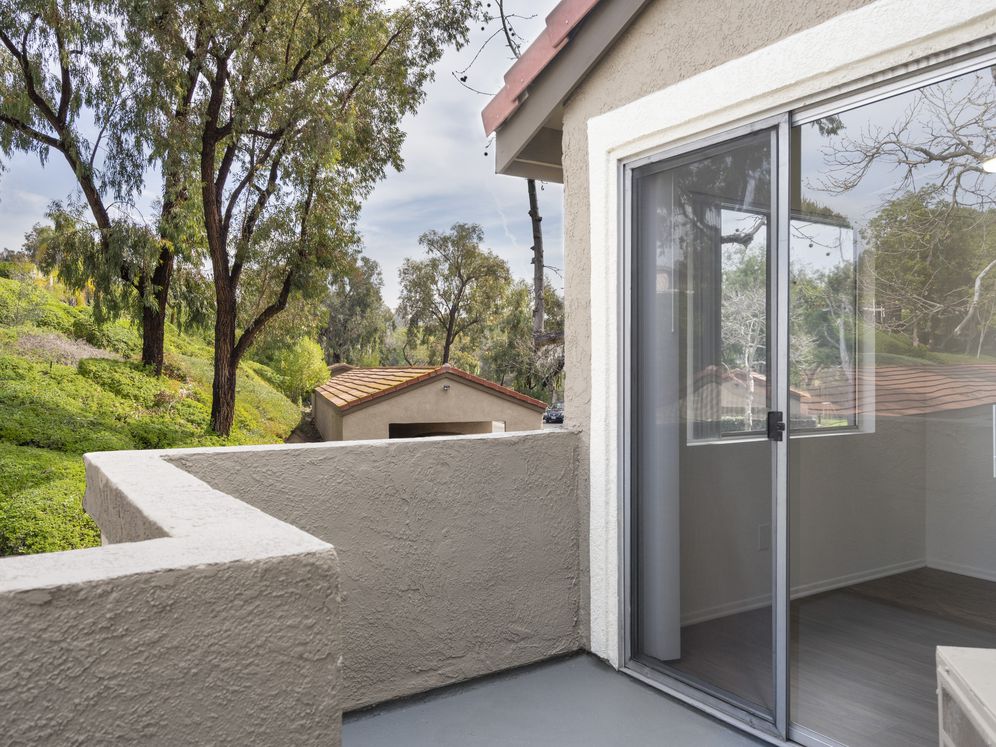 Eaves Mission Viejo Image 6