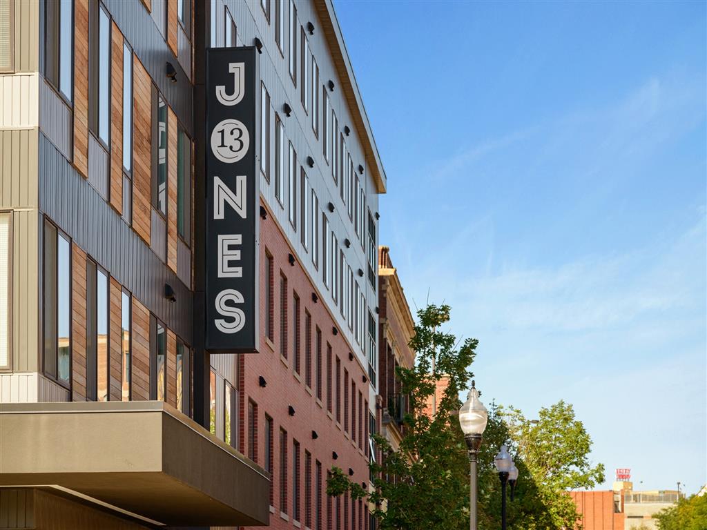 Jones 13 Image 11