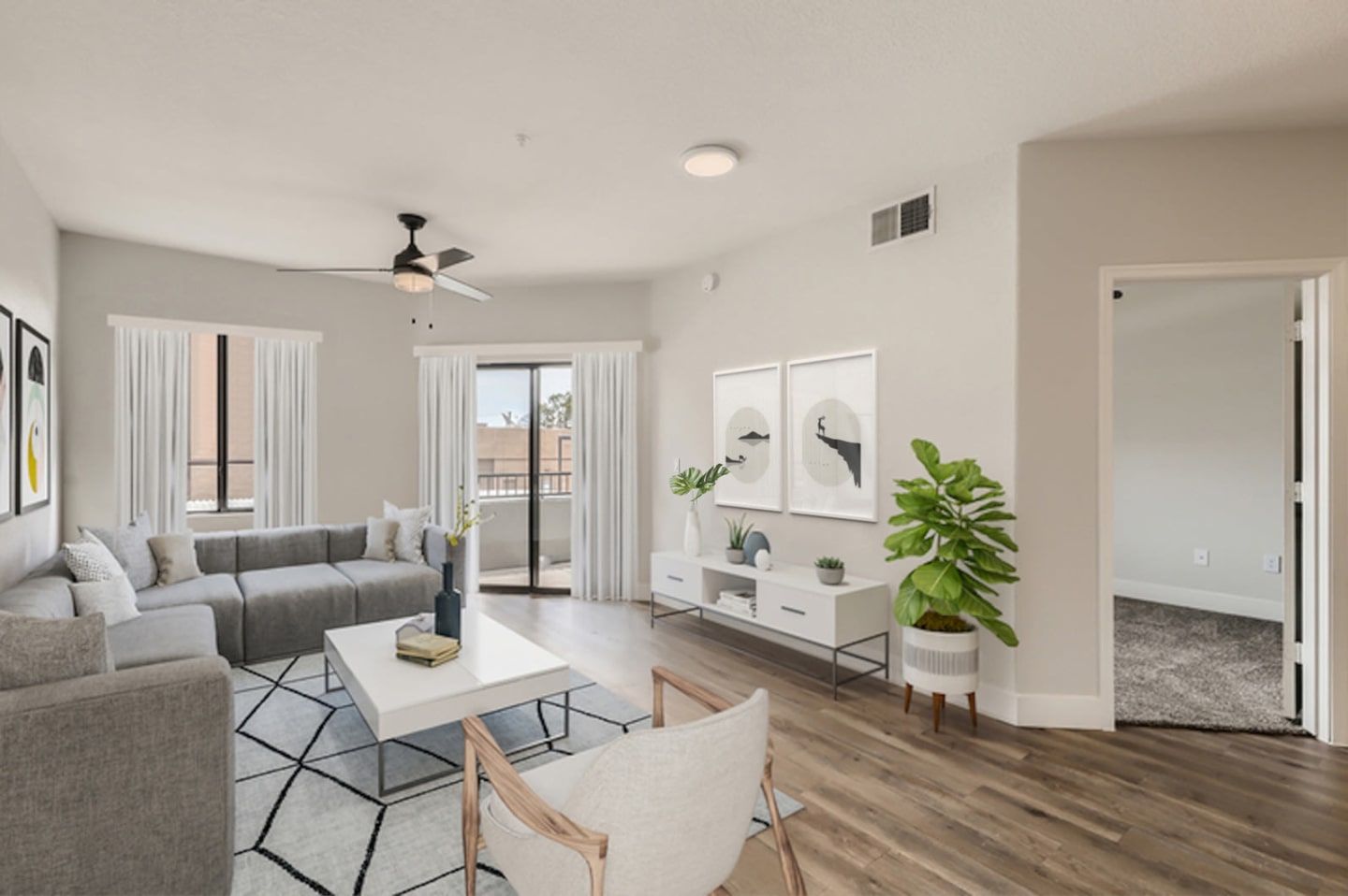 Mandarina Apartment Homes Image 24