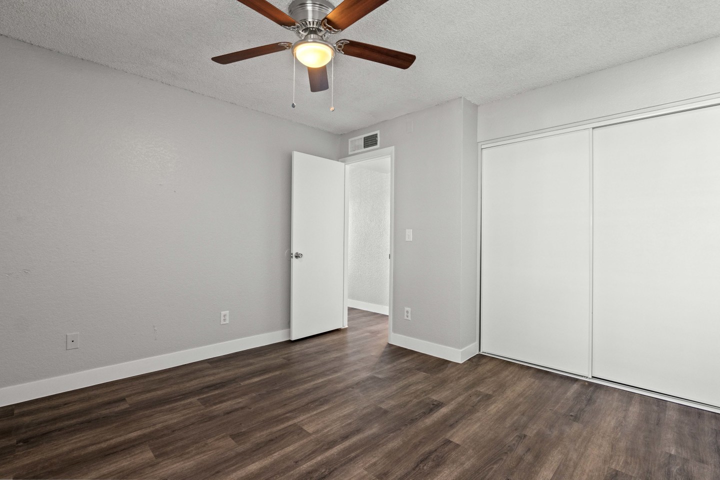 Mariposa Flats Image 15