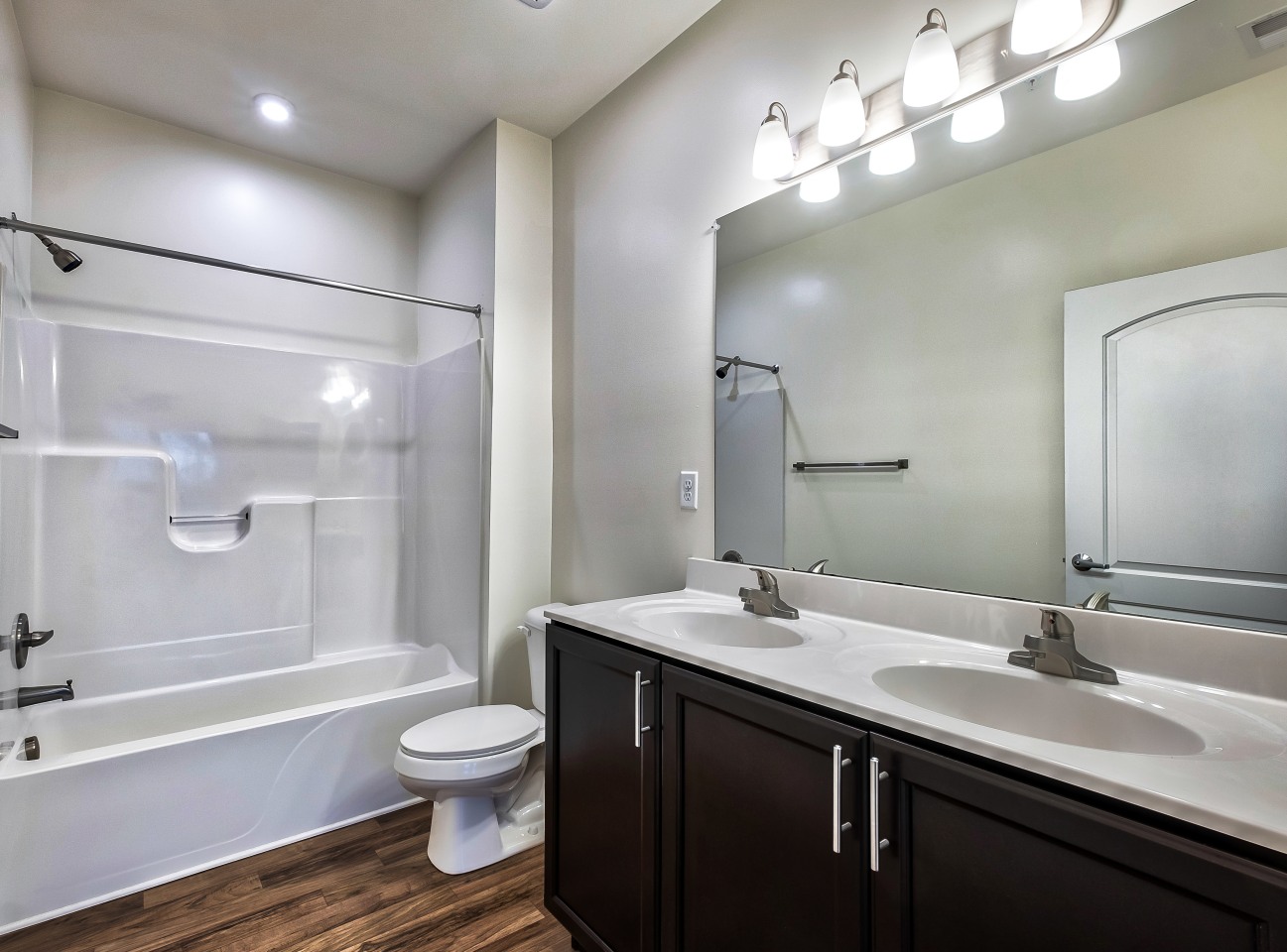 Leander Lakes Luxury Apartment Homes Image 20