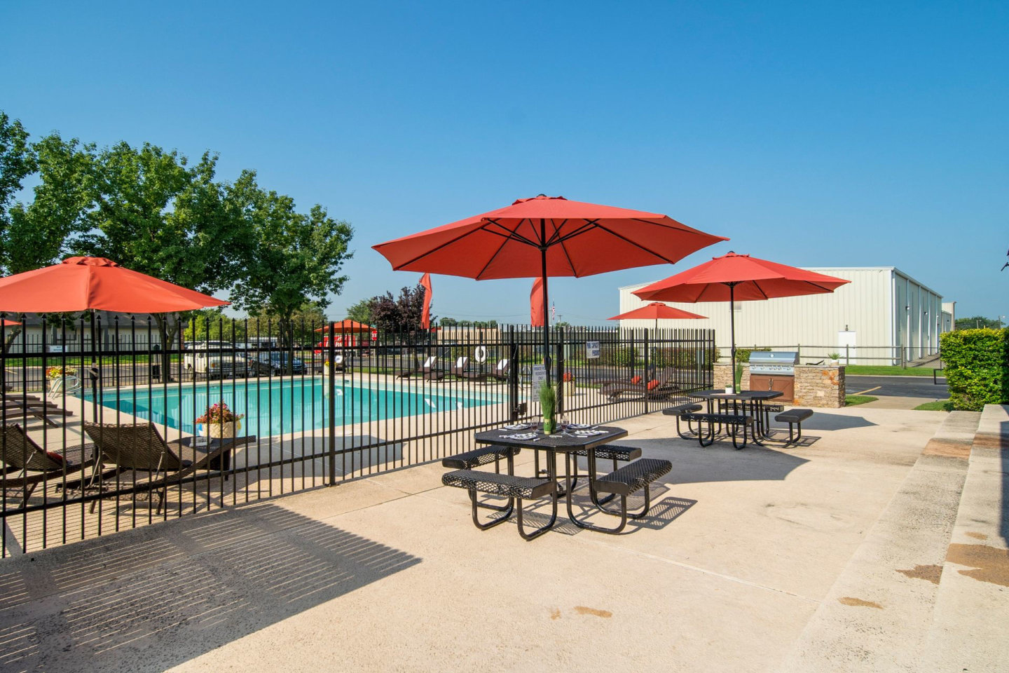 Brookwood Apartments Image 8