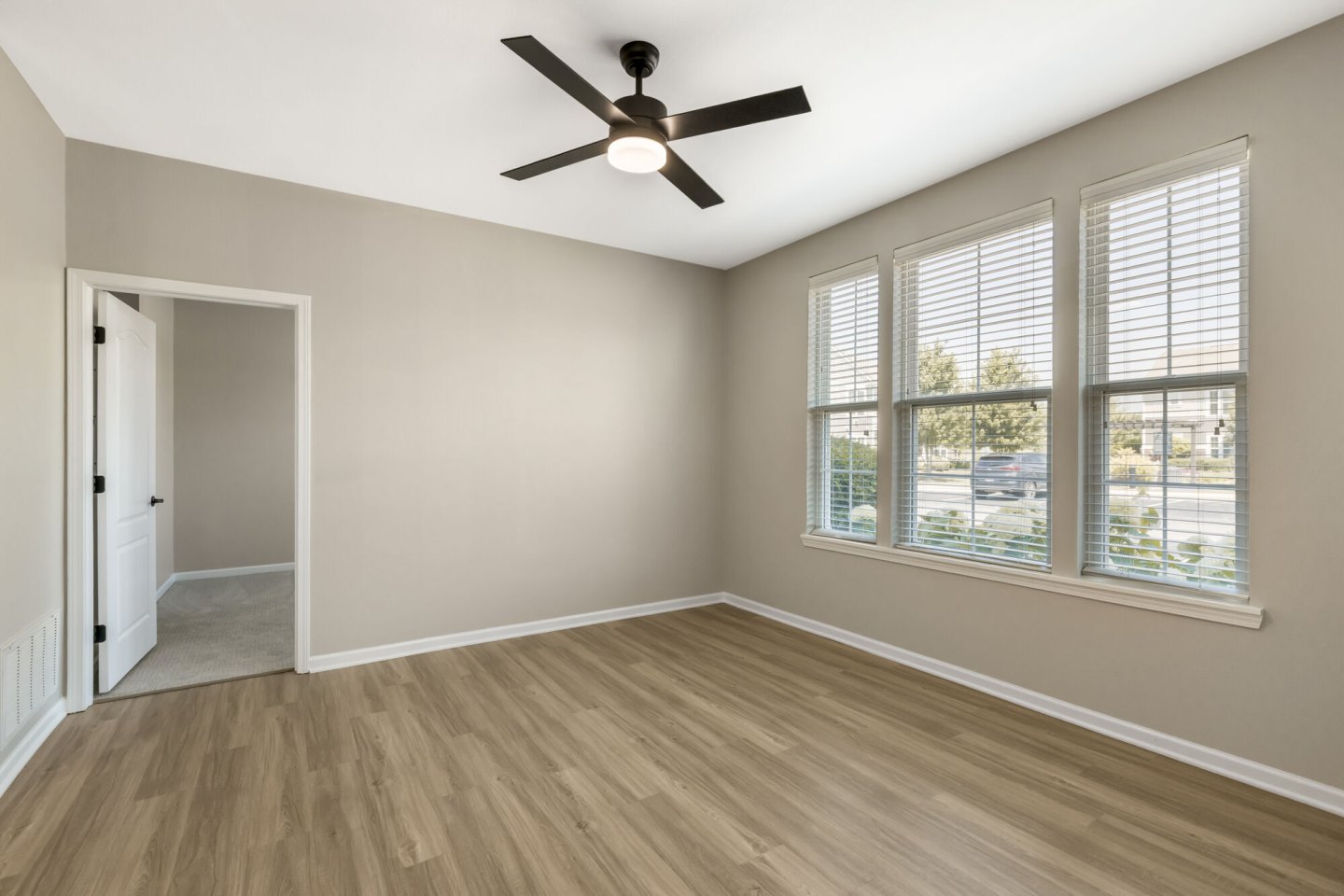 Enclave At 127th Image 12