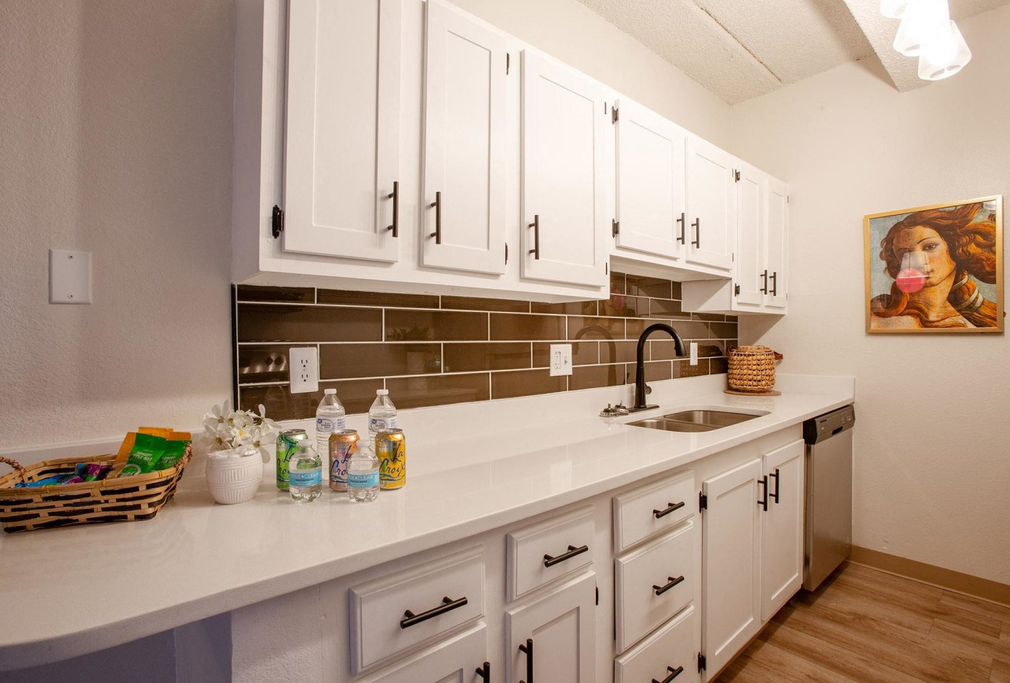 Los Altos Towers Image 10