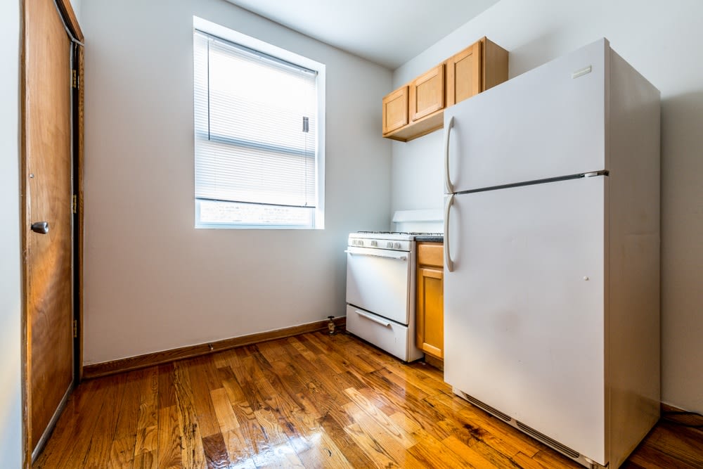 7612 S. Kingston Image 5