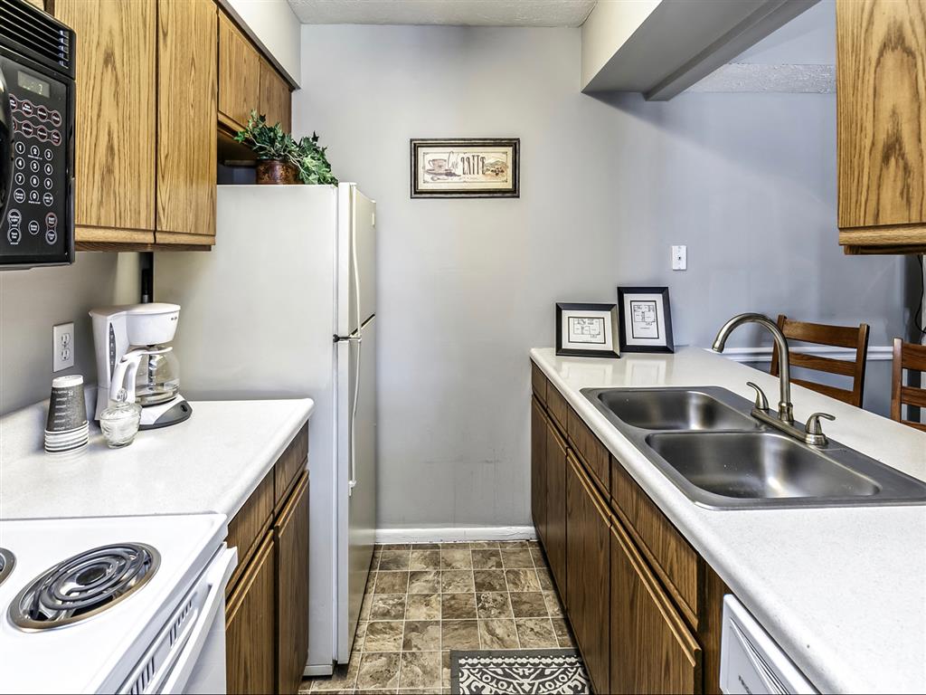Fox Ridge Apartments Image 16