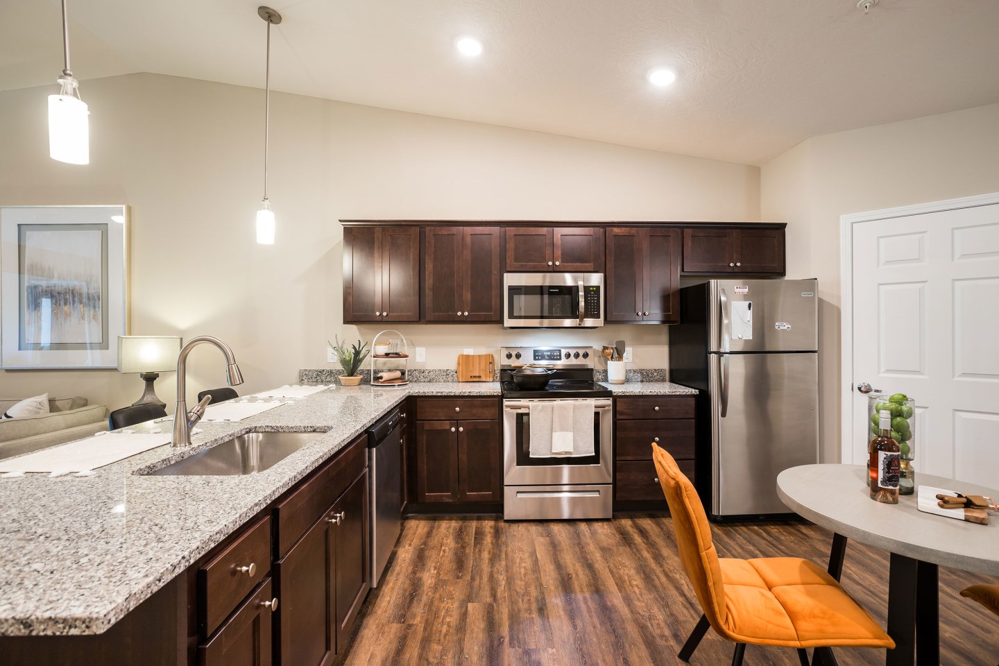 Redwood Grand Blanc Image 3