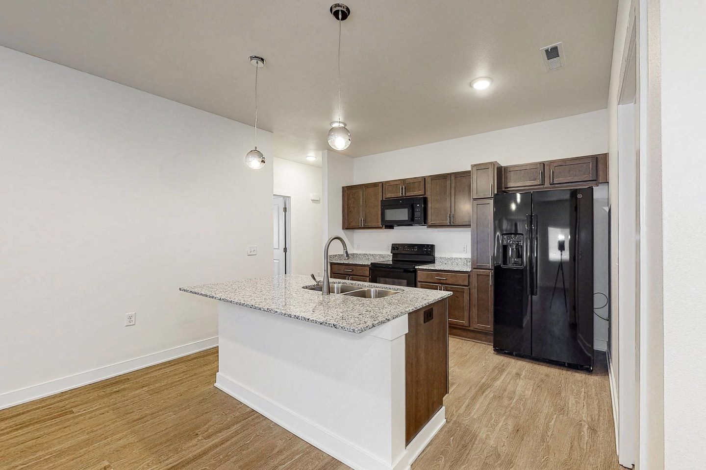 Centennial Crossing Image 21