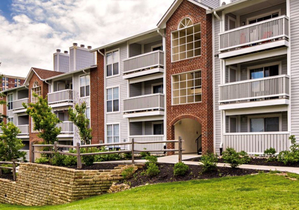 Lincoln Green Apartments Image 3