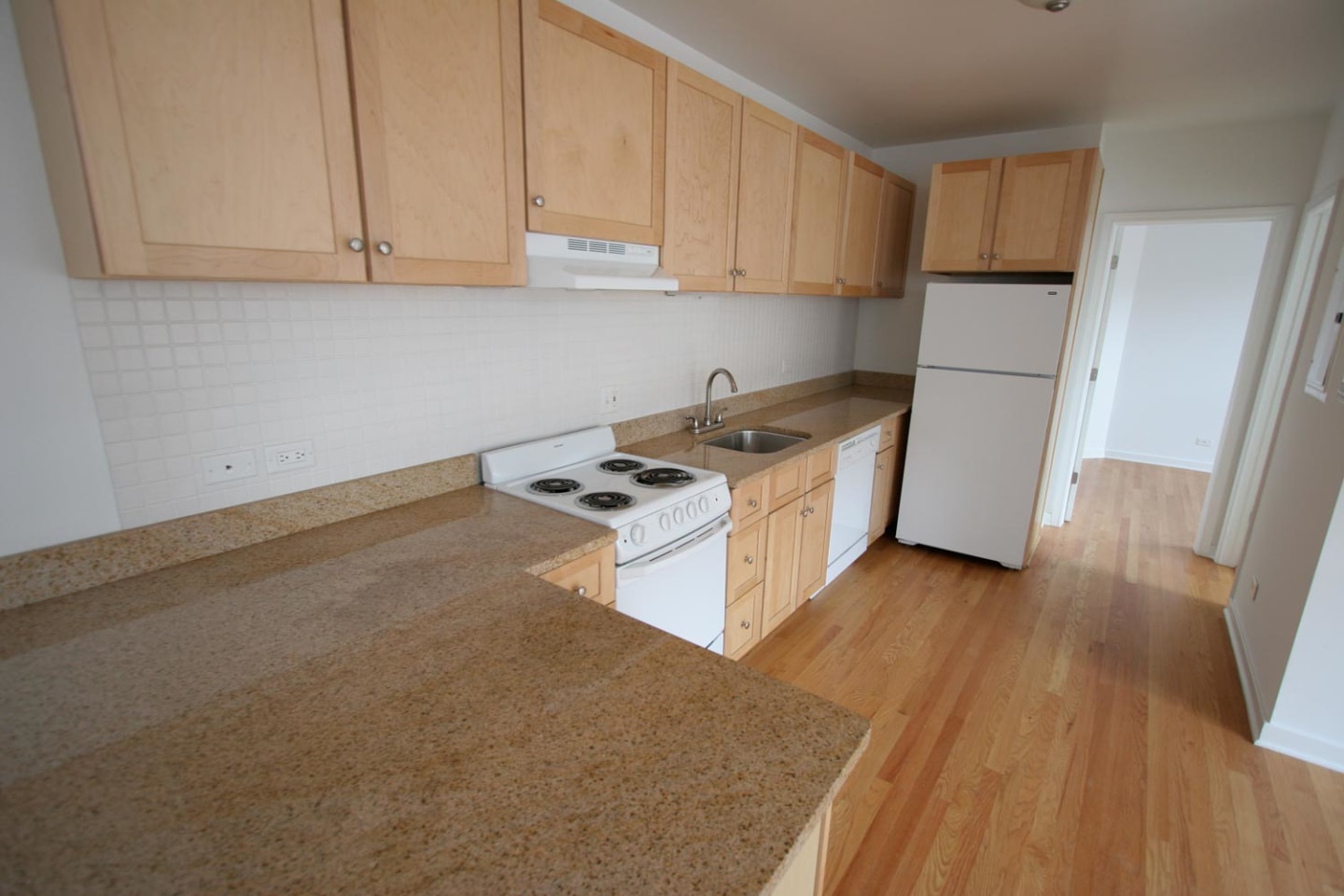 Kenwood Court Image 19