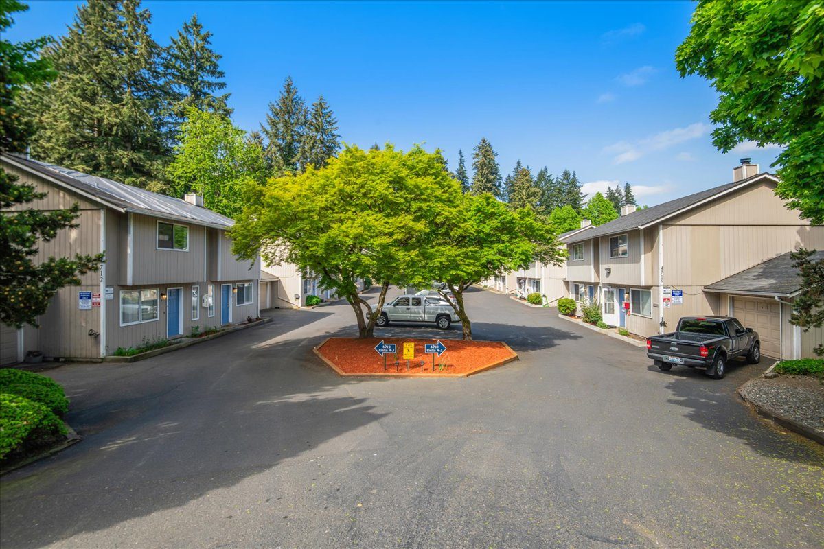 Lincoln Townhomes Image 29