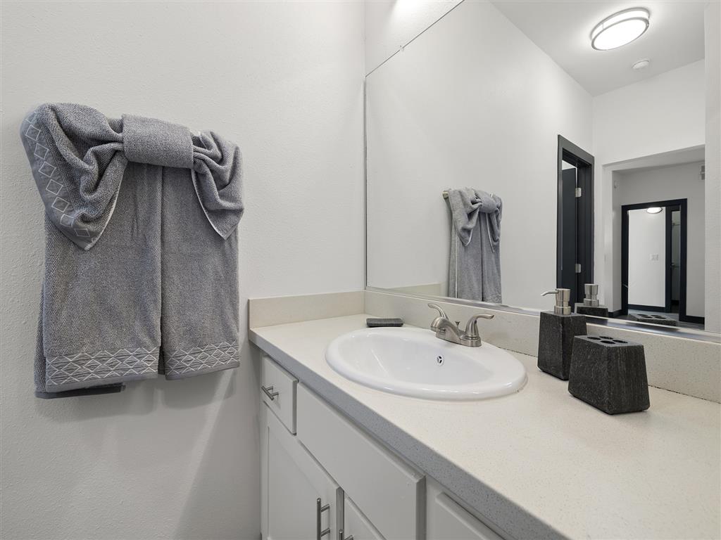 The Enclave Image 20