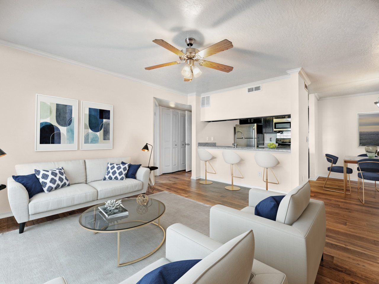 The Savannahs at James Landing Apartments Image 3