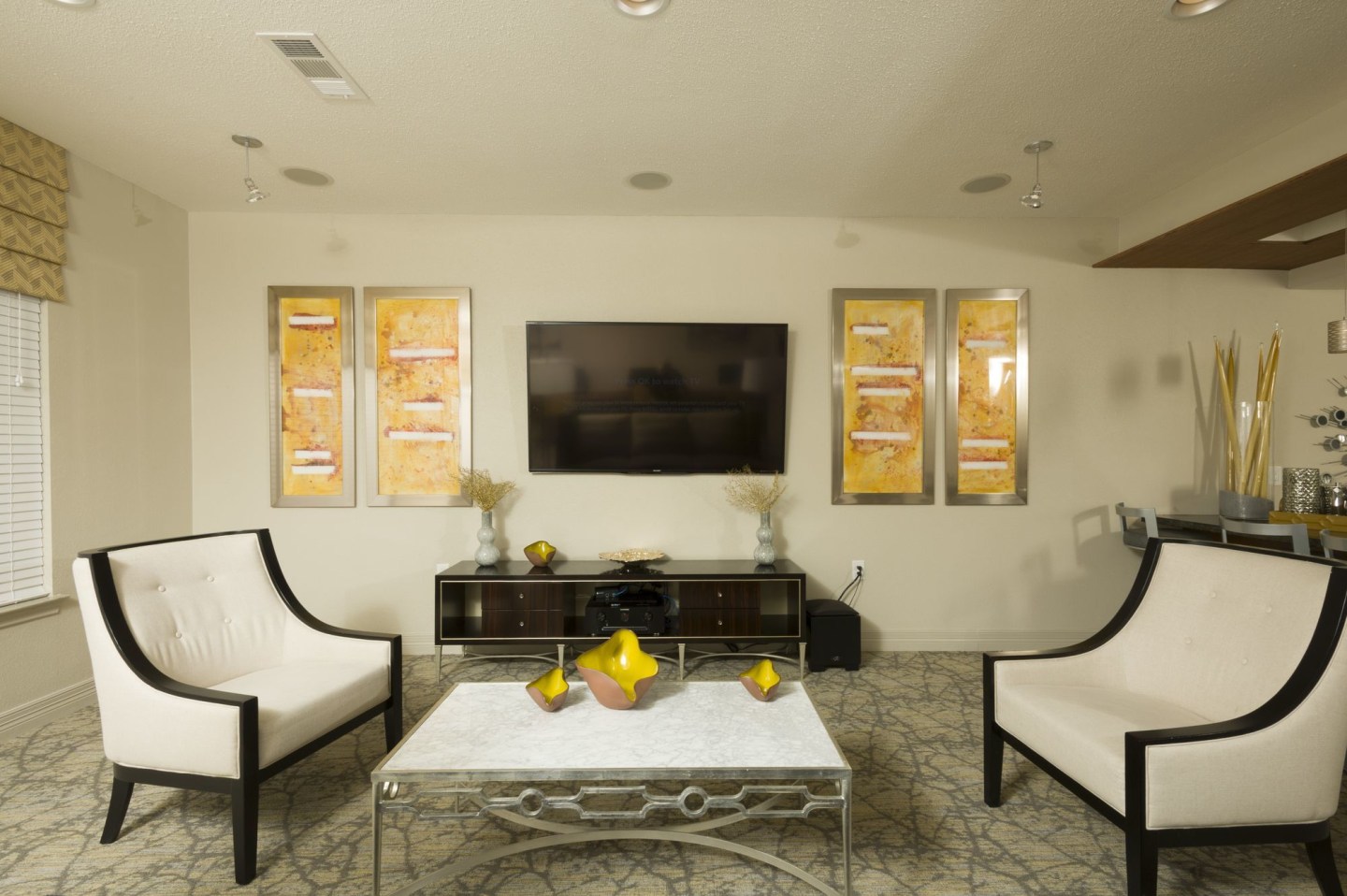 Deerwood Apartments Image 12