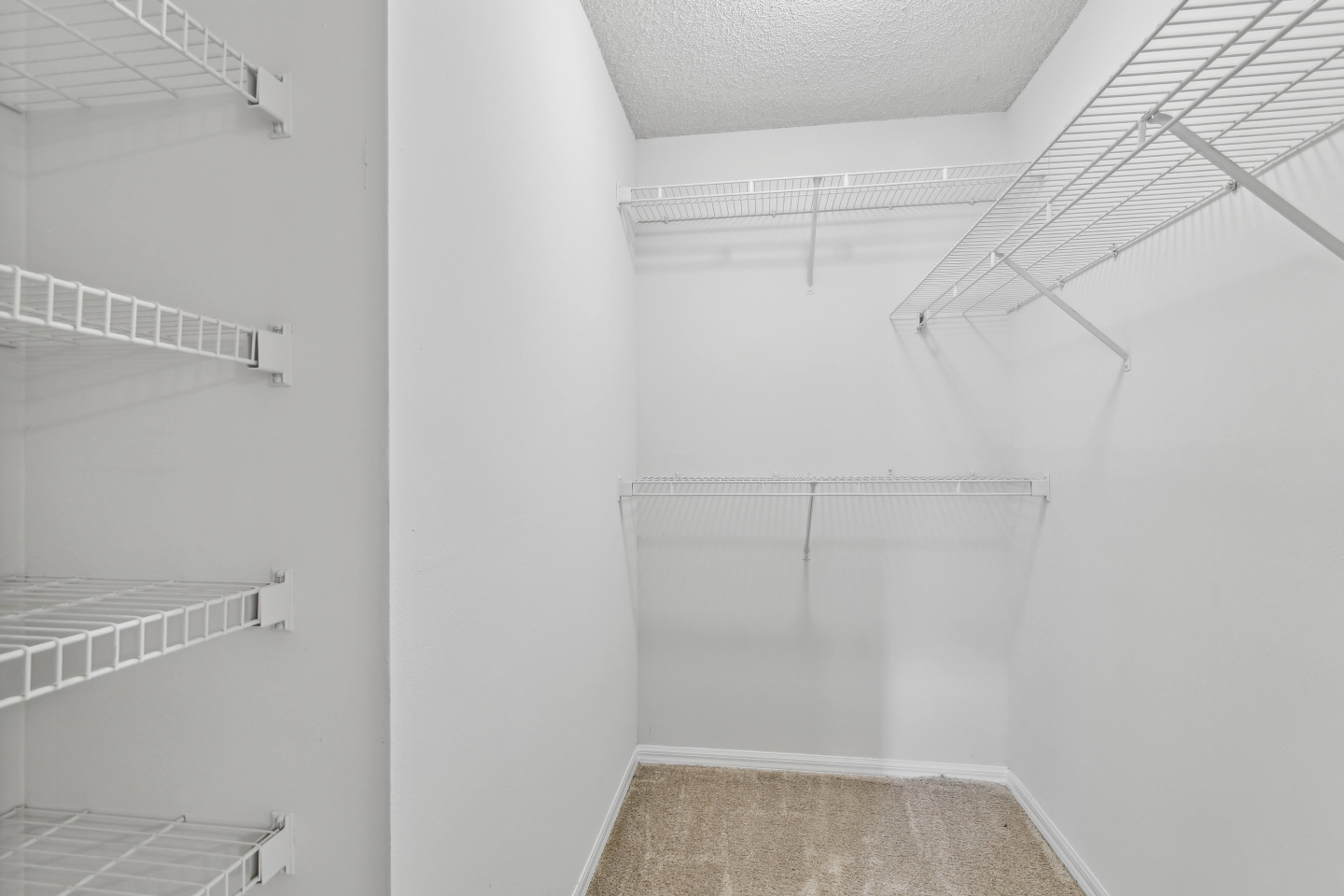 Galleria Park Image 20