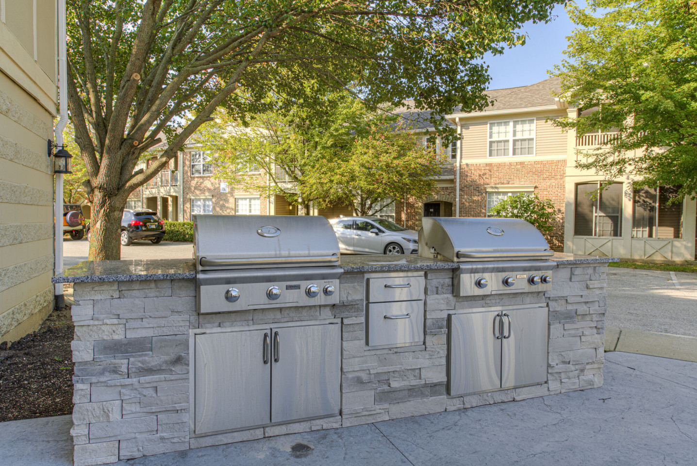 Linden Square Image 60