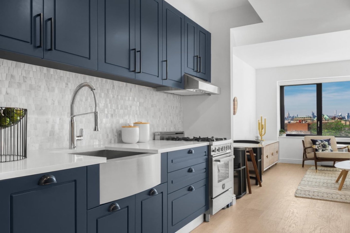 475 Clermont Image 4