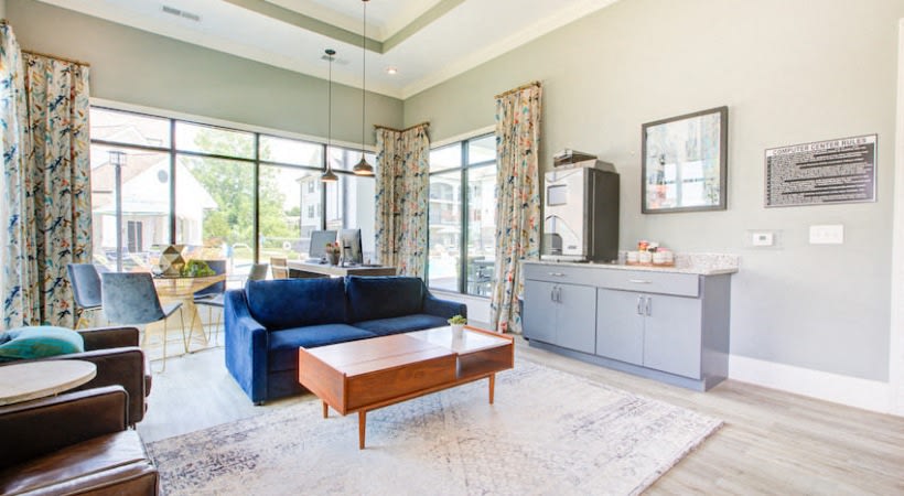Laurel View Apartments Image 3