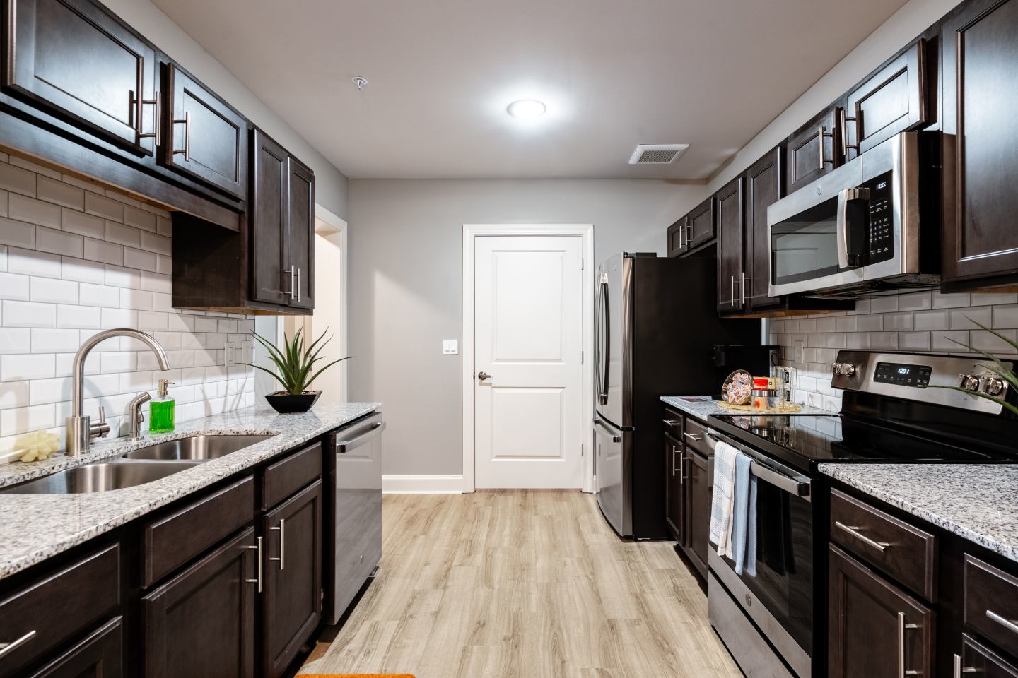 Cocoa Grand Apartments Image 23