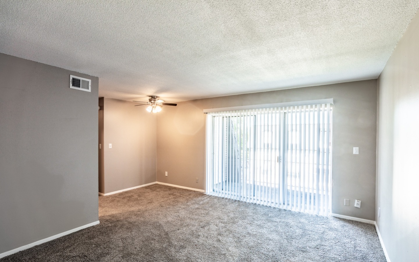 Waldo Plaza Apartments Image 14