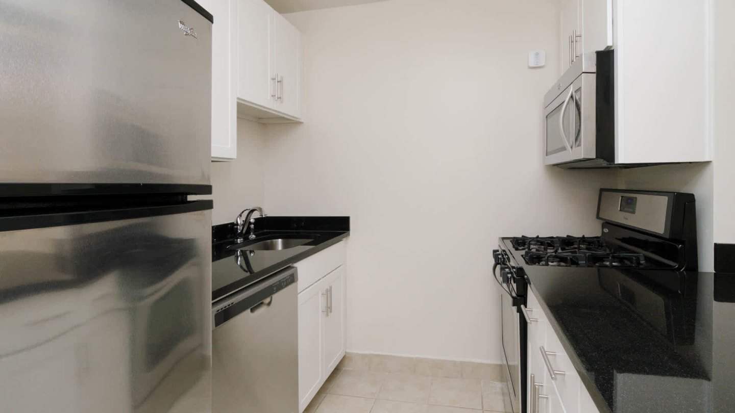 West 96th Image 32