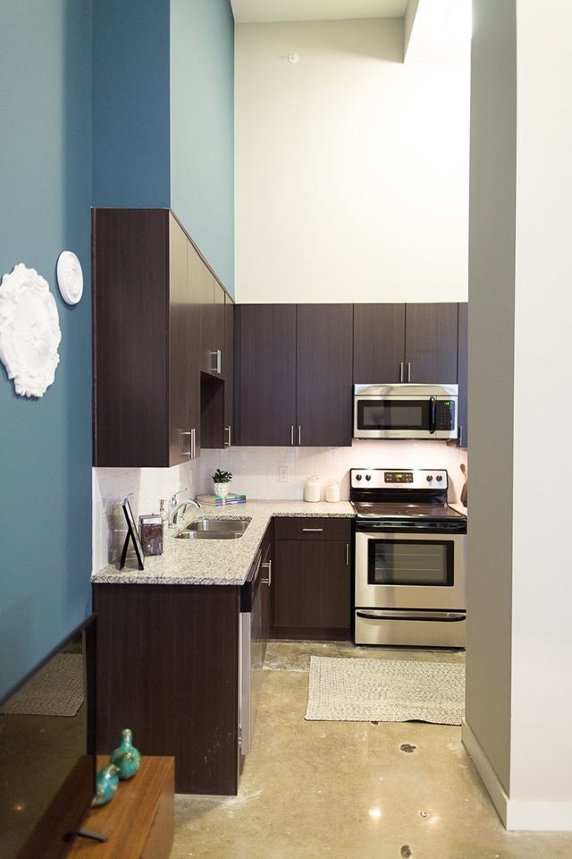 R & T Lofts Image 40