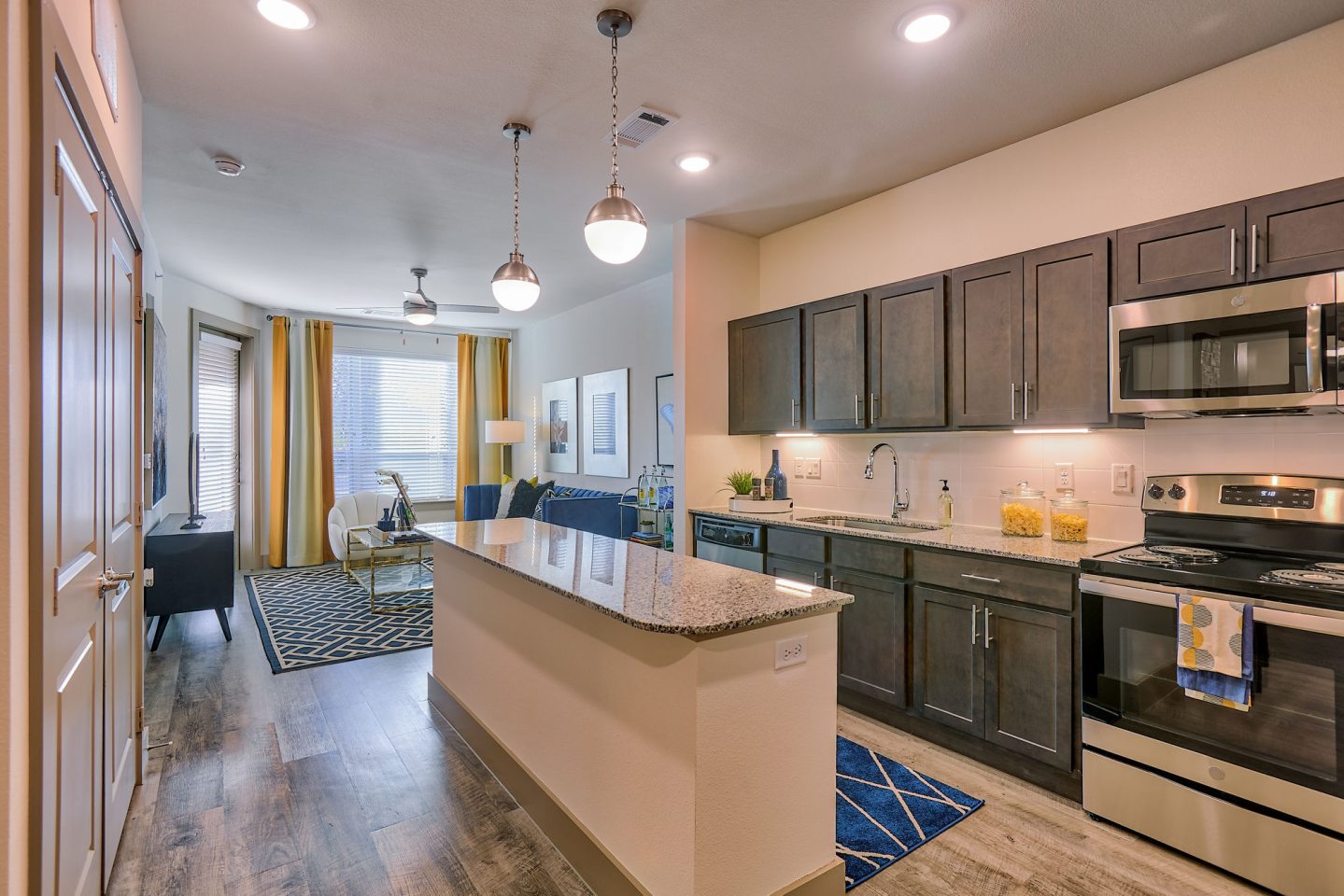 Tower Bay Lofts Image 4