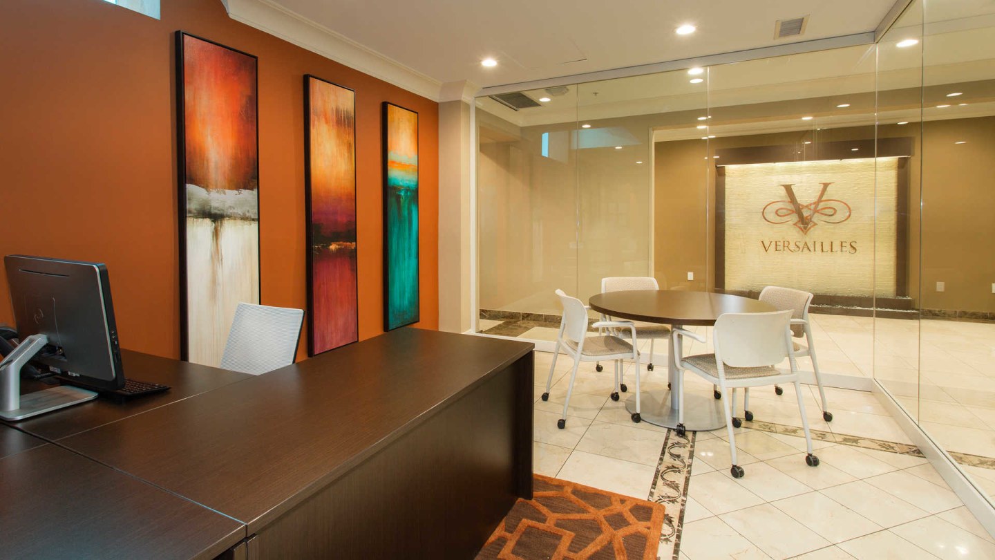 Versailles Koreatown Image 31
