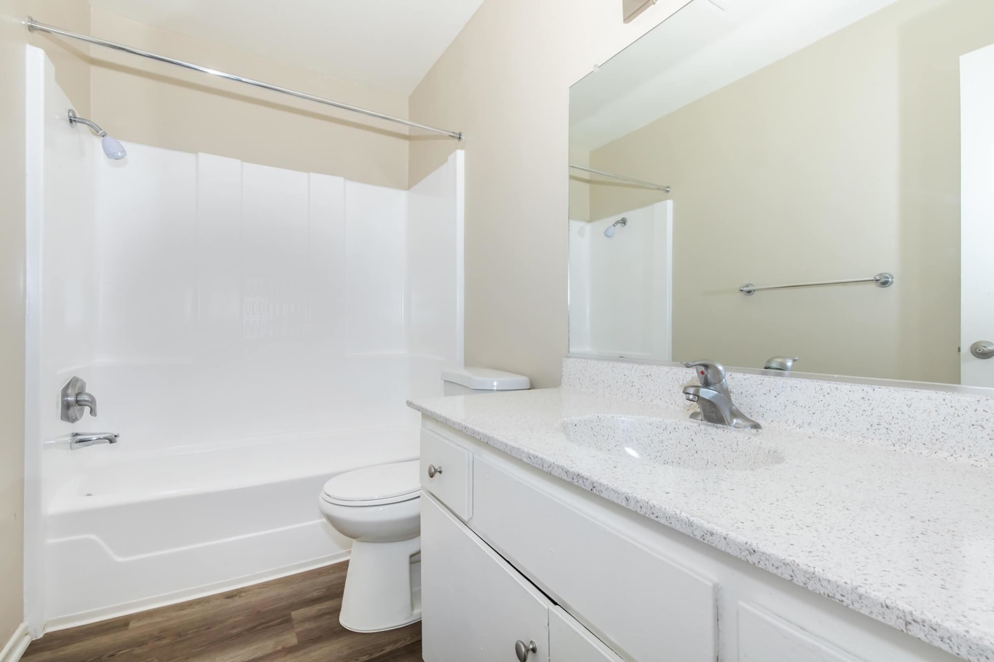 Wateridge Apartment Homes Image 1