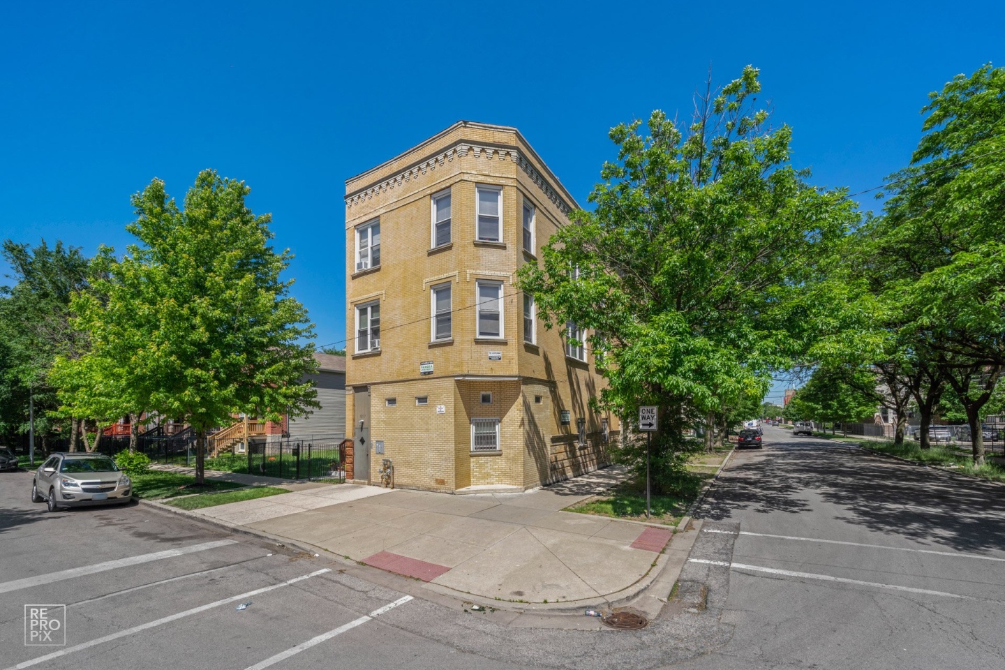 1257 S Christiana Ave Image 1