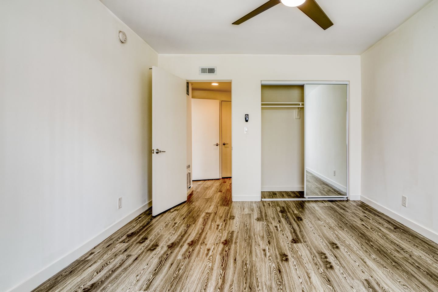 4519-4533 Los Feliz Boulevard Image 4
