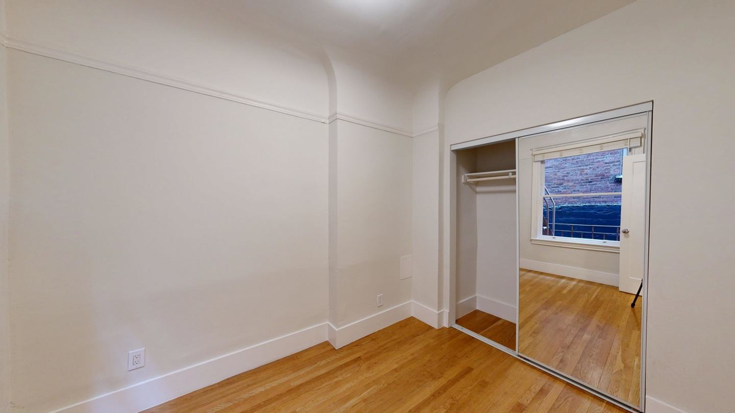 676 Geary St Image 2
