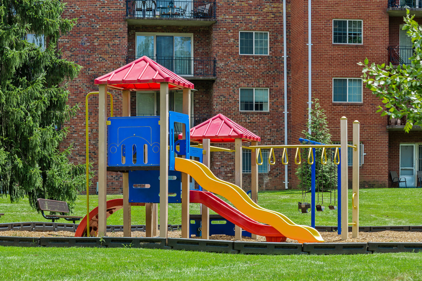 Whitehall Square Apartments Image 10