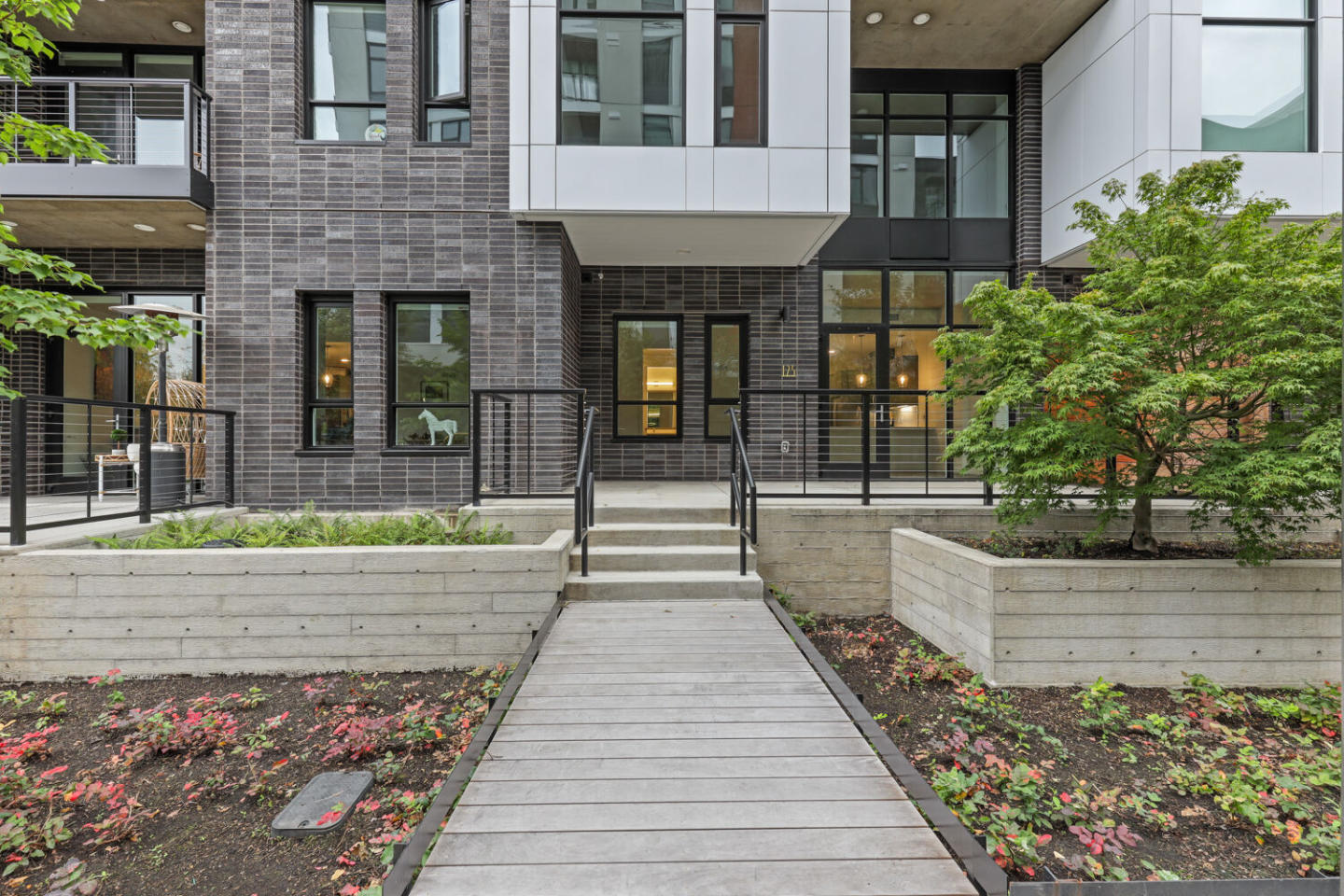 Willamette Tower Image 19