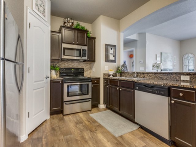 The Regency at River Valley Image 17