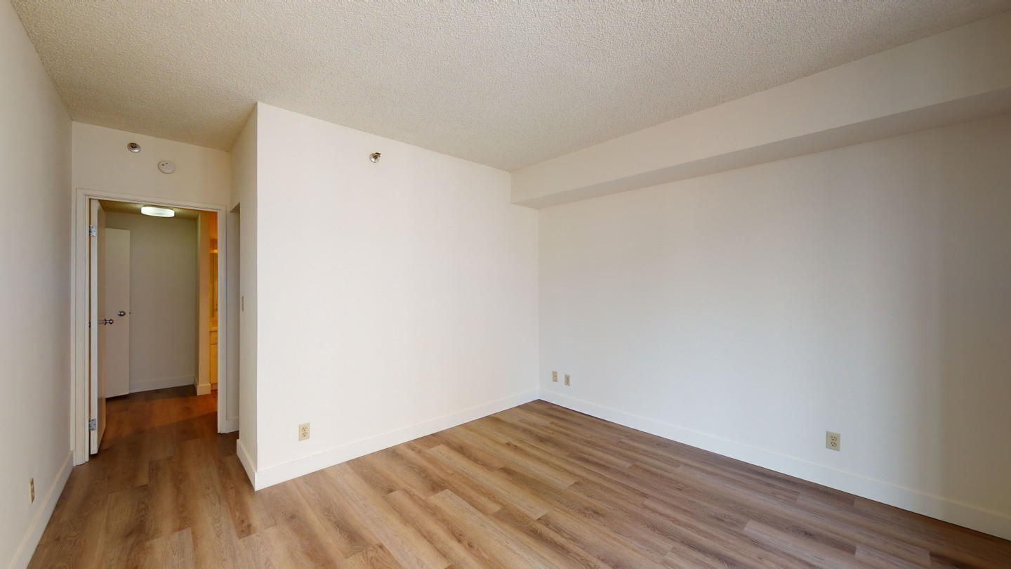 Trinity Towers Apartments Image 43