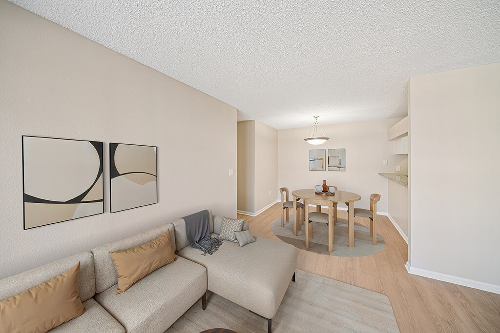 Rock Peak on Sunset Apartments Image 3