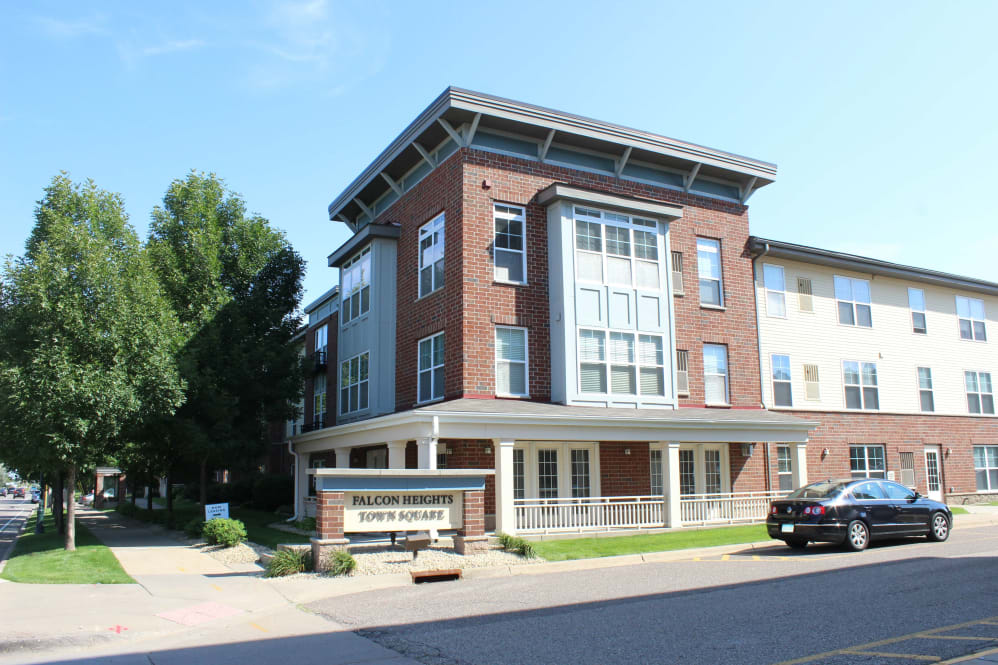 Falcon Heights Town Square & Senior Apartments Image 8