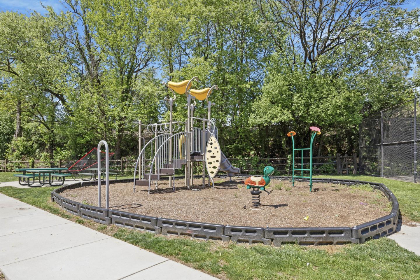 The Gateway Towers at Packer Park Image 10
