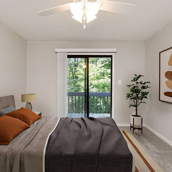 Country Club Apartment Homes Image 3
