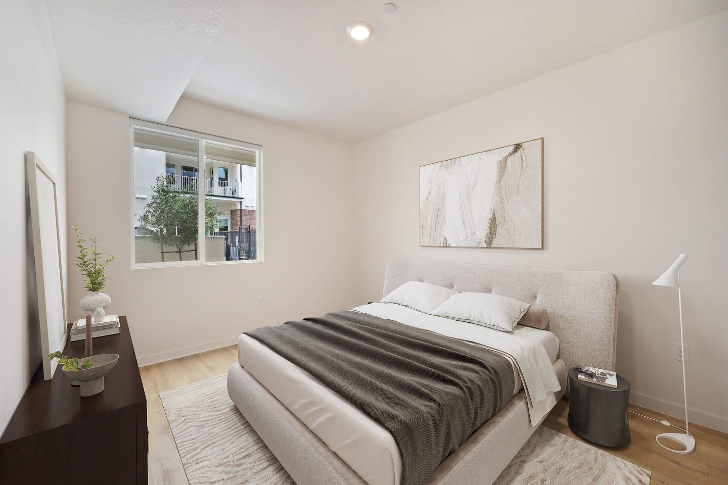 The Commodore Apartments Image 20