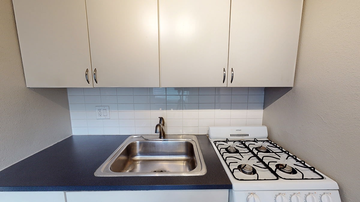 Kent Apartments Image 15