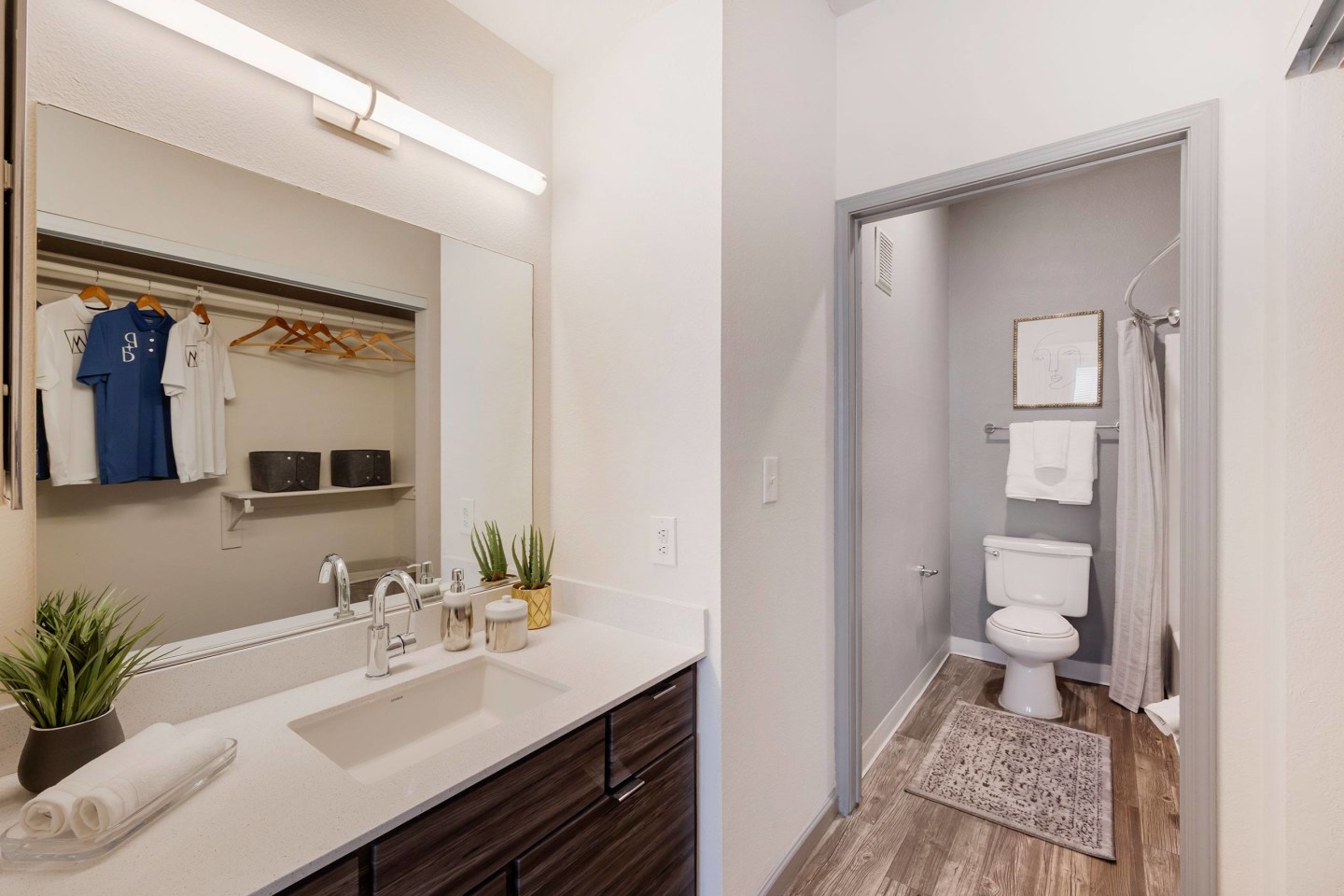 The Paisley and Pointe at Centennial Hills Image 10