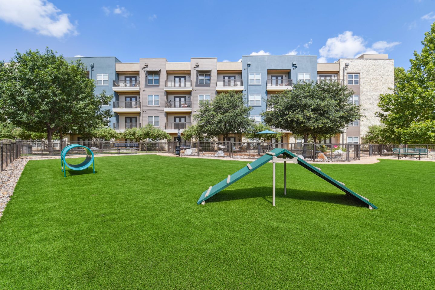 Dwell at Legacy Image 20