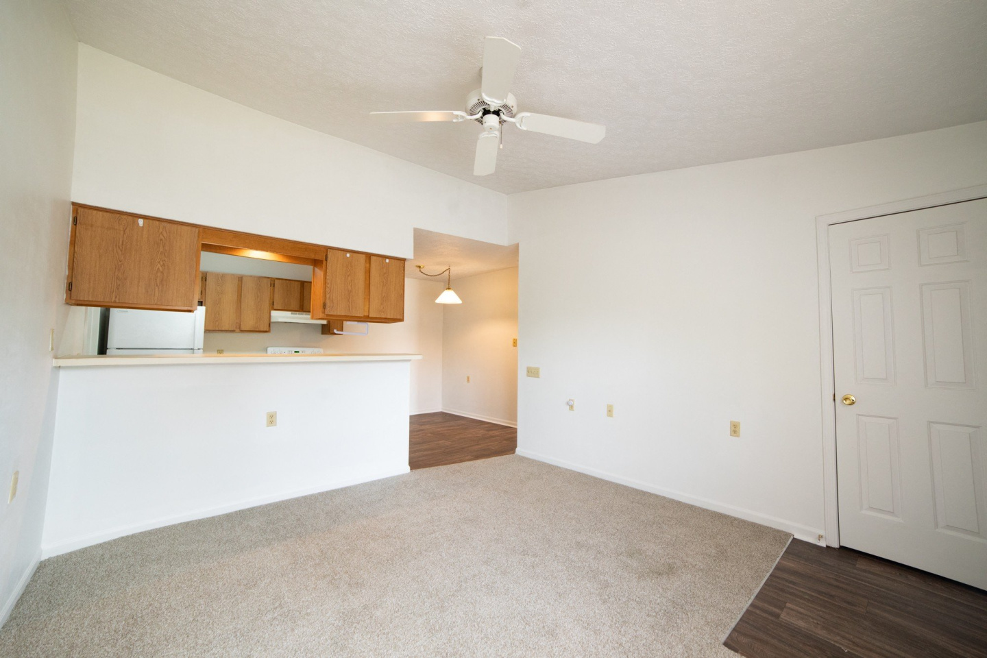 Shady Oak Village - Senior Living Apartments Image 16