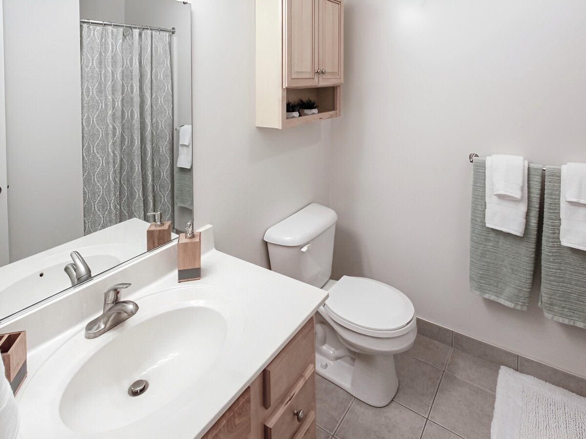 Crescent Village Image 7